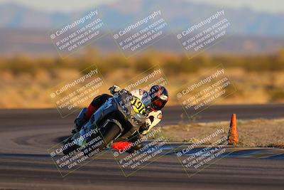 media/Jan-21-2023-CVMA (Sat) [[b9eef8ba1f]]/Race 13 500 Supersport-350 Supersport/